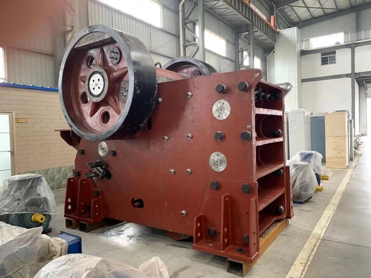 装置を押しつぶすRiverstoneの玄武岩の顎粉砕機250Kwの石灰岩