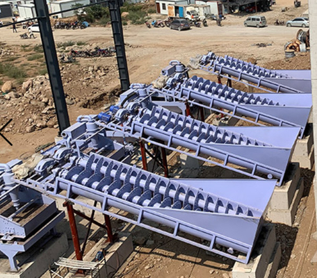 440V振動スクリーン機械150 TPH粘土の取り外しのスライム除去の川の砂の洗濯機